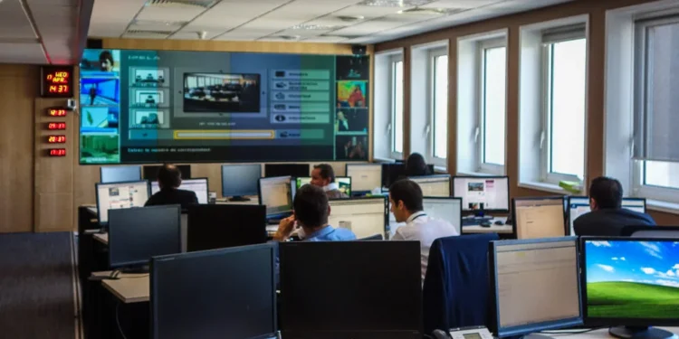 Tamil Nadu Cyber Crime Wing Issues Warning Over Fake Social Media Profiles